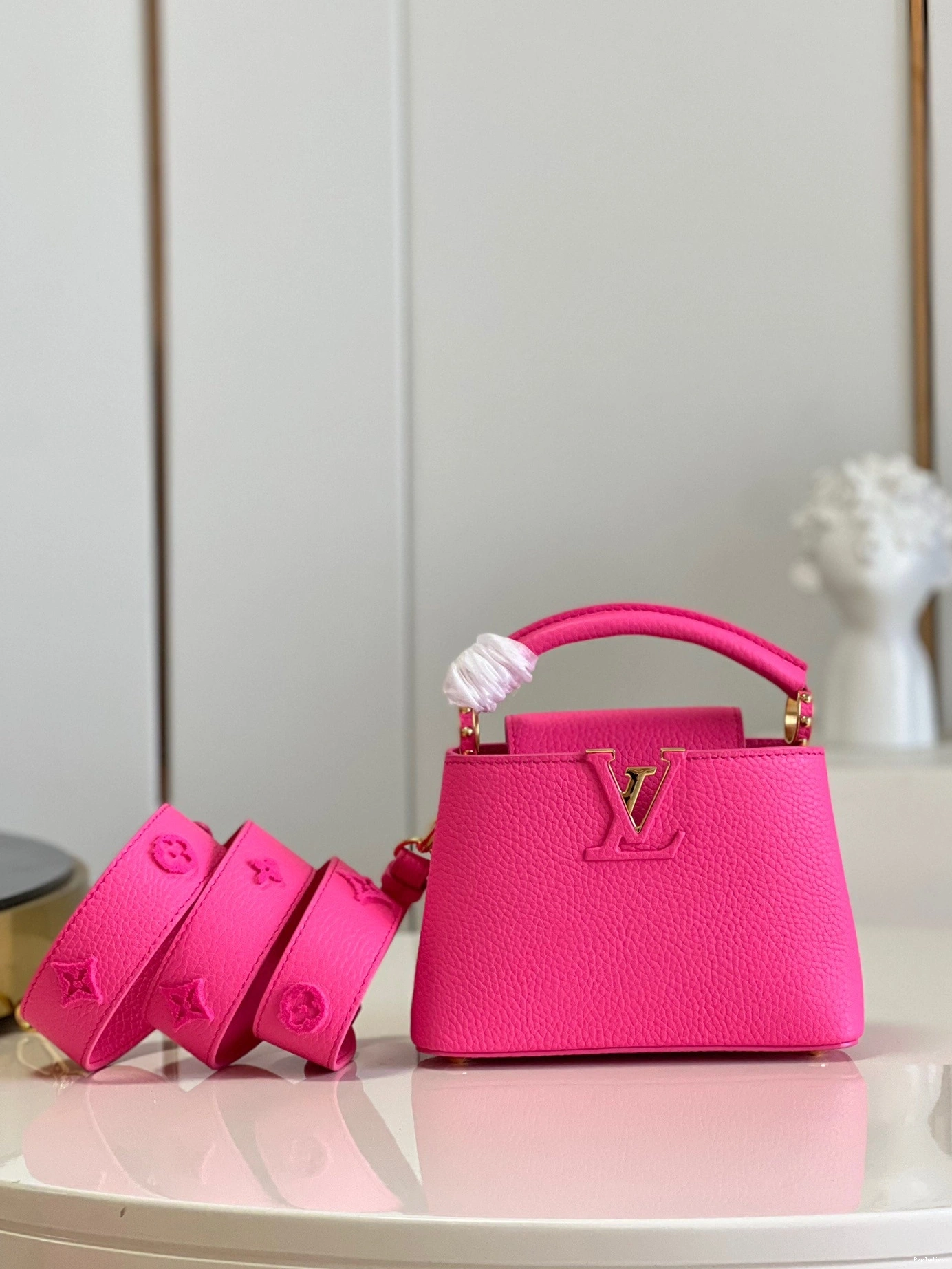Cheap MINI LOUIS VUITTON CAPUCINES 0811